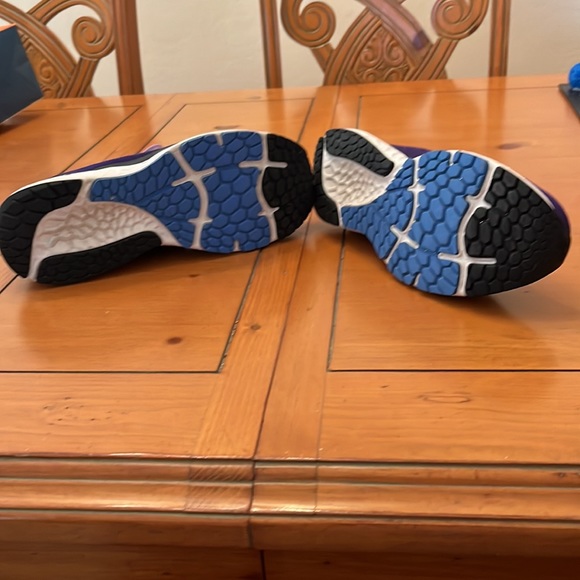 New Balance Fresh Foam Road Running Shoes. Men’s size 11 medium. Dark Purple - Picture 3 of 4